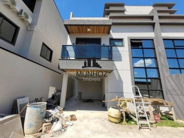 Sobrado com 3 dormitórios à venda, 134 m² por R$ 870.000,00 Capão Raso Curitiba/PR