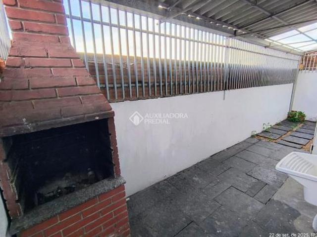 Sobrado com 3 dormitórios à venda, 135 m² por R$ 450.000,00 Roseira São José dos Pinhais/PR