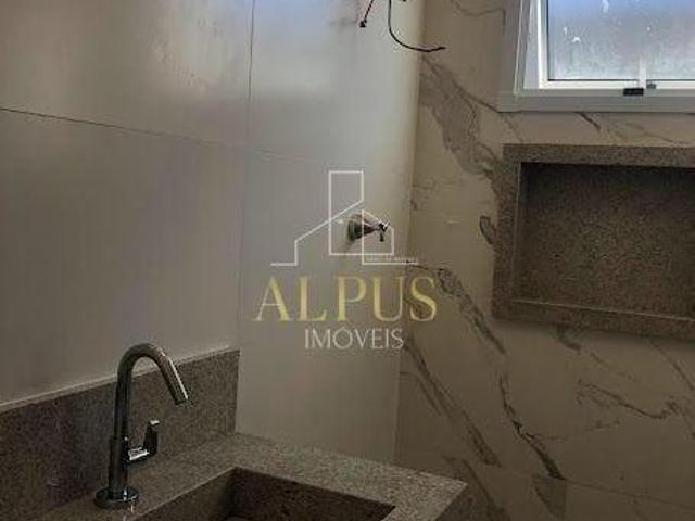Sobrado com 3 dormitórios à venda, 135 m² por R$ 990.000 Vila Tupi Praia Grande/SP
