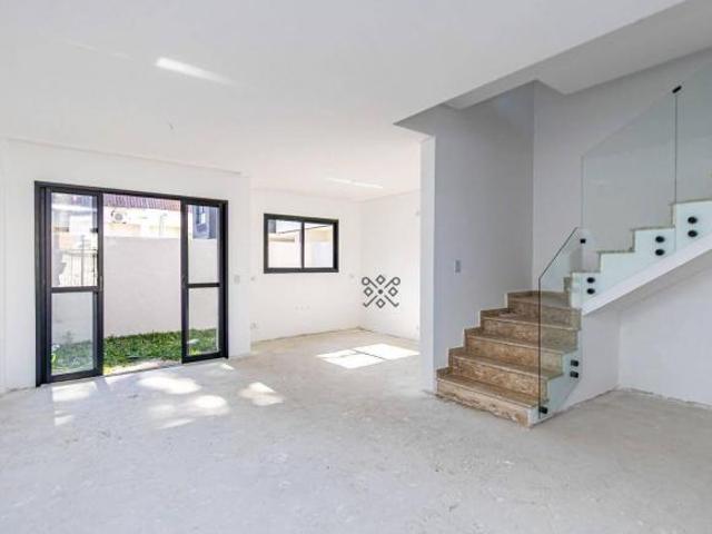 Sobrado com 3 dormitórios à venda, 136 m² por R$ 815.000,00 Cajuru Curitiba/PR