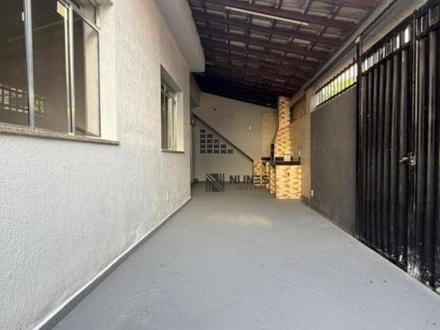 Sobrado com 3 dormitórios à venda, 130 m² por R$ 347.000,00 Eldorado Juiz de Fora/MG