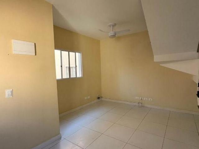 Sobrado com 3 dormitórios à venda, 131 m² por R$ 530.000,00 Vila São Bento São José dos Campos/S