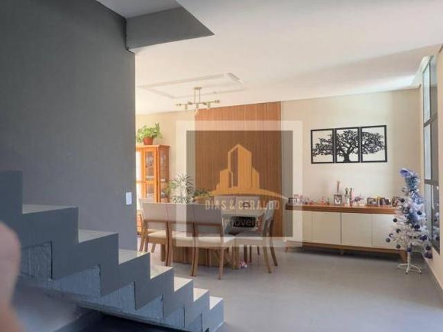 Sobrado com 3 dormitórios à venda, 132 m² por R$ 774.000,00 Set Ville São José dos Campos/SP