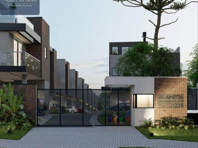 Sobrado com 3 dormitórios à venda, 145 m² por R$ 1.190.000,00 Bom Retiro Curitiba/PR