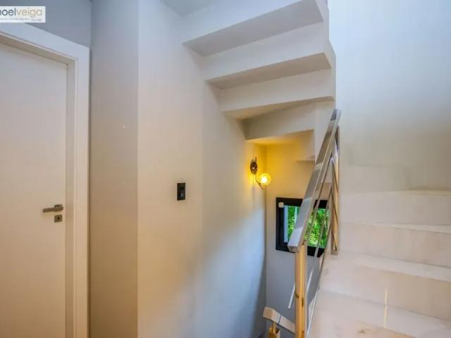 Sobrado com 3 dormitórios à venda, 140 m² por R$ 1.280.000,00 Água Verde Curitiba/PR