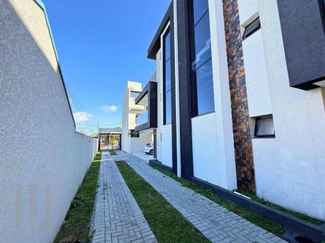 Sobrado com 3 dormitórios à venda, 140 m² por R$ 849.000,00 Xaxim Curitiba/PR