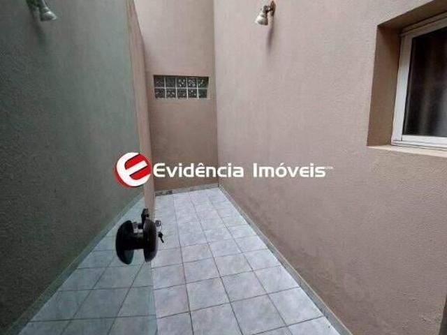 Sobrado com 3 dormitórios à venda, 141 m² por R$ 720.000,00 Vila Pinheirinho Santo André/SP
