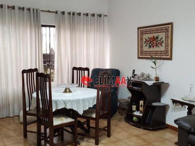 Sobrado em Vila Anglo Brasileira com 142m², 3 dorm terreno 113m²