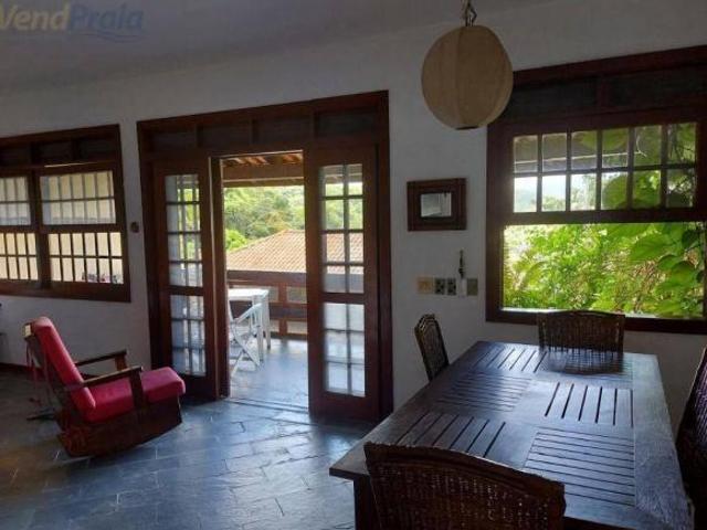 Sobrado com 3 dormitórios à venda, 143 m² por R$ 1.200.000,00 Guaecá São Sebastião/SP