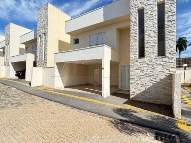 Sobrado com 3 dormitórios à venda, 150 m² por R$ 899.000,00 Cardoso Aparecida de Goiânia/GO