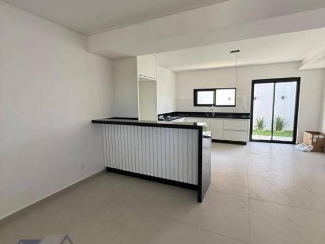 Sobrado com 3 dormitórios à venda, 165 m² por R$ 1.040.000,00 Coqueiral Cascavel/PR