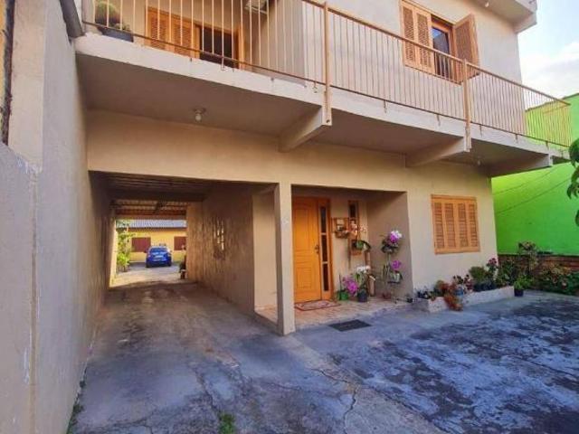 Sobrado com 3 dormitórios à venda, 160 m² por R$ 530.000,00 Vargas Sapucaia do Sul/RS