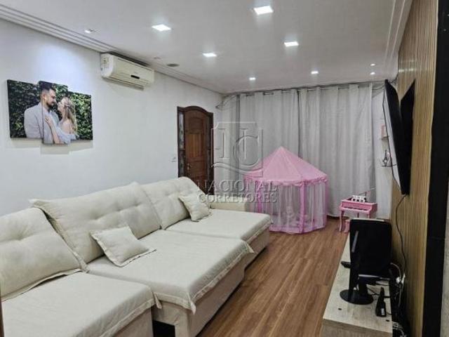 Sobrado com 3 dormitórios à venda, 160 m² por R$ 715.000,00 Vila Sacadura Cabr