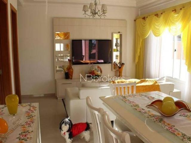 Sobrado com 3 dormitórios à venda, 170 m² por R$ 850.000,00 Hauer Curitiba/PR