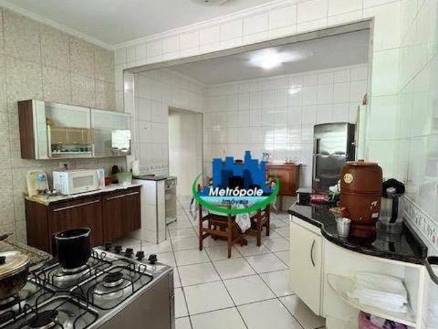 Sobrado com 3 dormitórios à venda, 194 m² por R$ 800.000,00 Jardim Santa Bárba
