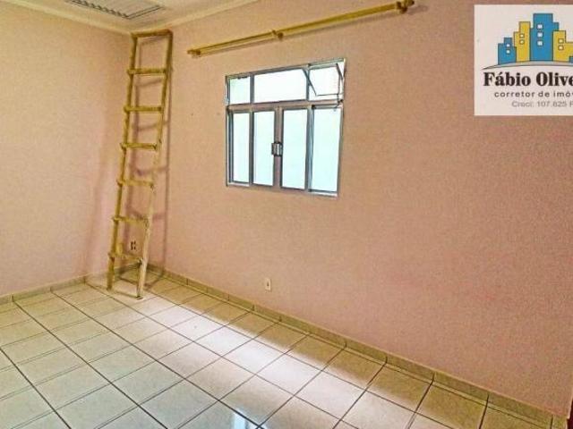 Sobrado com 3 dormitórios à venda, 198 m² por R$ 540.000 Parque Gerassi Santo André/SP