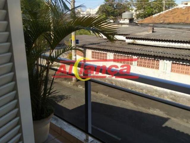 SOBRADO COM 3 DORMITÓRIOS A VENDA, 199m² JARDIM BOM CLIMA