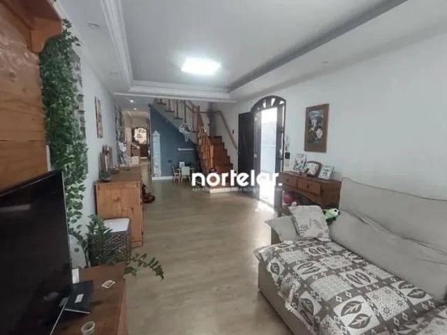 Sobrado com 3 dormitórios à venda, 207 m² por R$ 795.000,00 Jardim Santa Mônica São Paulo/SP