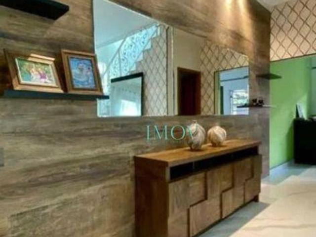 Sobrado com 3 dormitórios à venda, 200 m² por R$ 1.059.000,00 Residencial de Ville São José dos
