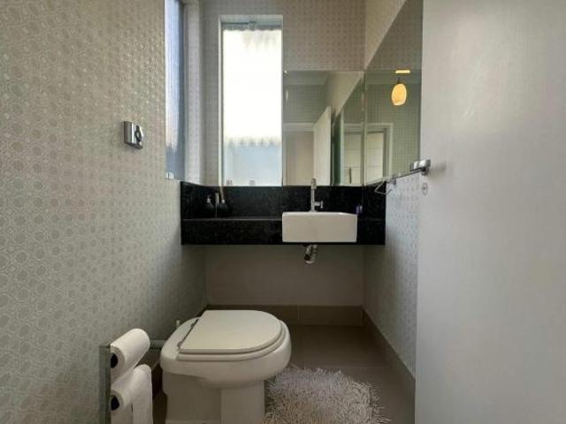 Sobrado com 3 dormitórios à venda, 202 m² por R$ 1.500.000,00 Parque Califórnia Jacareí/SP