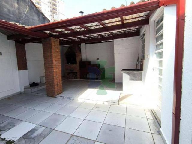 Sobrado com 3 dormitórios à venda, 217 m² por R$ 450.000,00 Centro Jacareí/SP