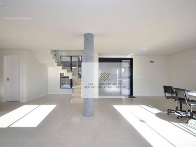 Sobrado com 3 dormitórios à venda, 234 m² por R$ 1.953.971,25 Mercês Curitiba/PR