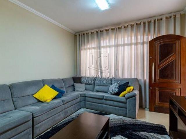 Sobrado com 3 dormitórios à venda, 245 m² por R$ 880.000,00 Jardim Rina Sant
