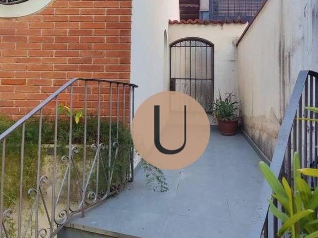 Sobrado com 3 dormitórios à venda, 240 m² por R$ 1.850.000,00 Mirandópolis São Paulo/SP