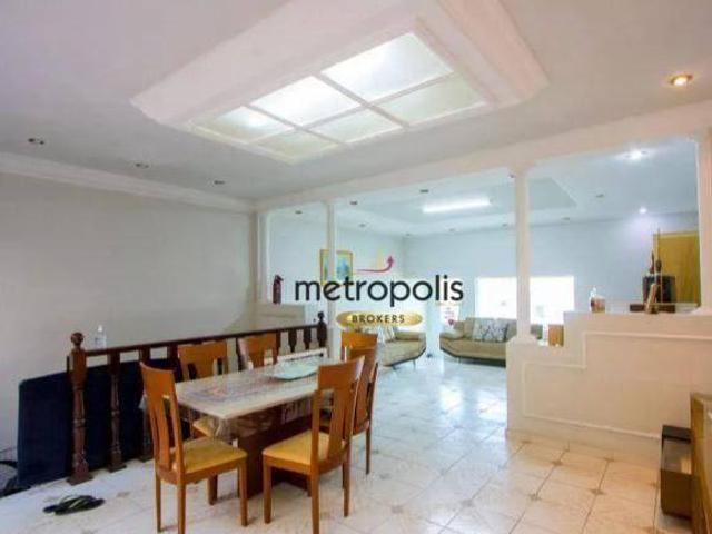 Sobrado com 3 dormitórios à venda, 242 m² por R$ 770.000,00 Vila Aquilino Santo André/SP