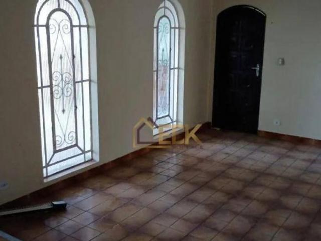 Sobrado com 3 dormitórios à venda, 250 m² por R$ 986.000,00 Vila Industrial São José dos Campos/