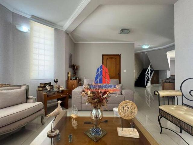 Sobrado com 3 dormitórios à venda, 298 m² por R$ 1.650.000,00 Residencial Horto Florestal Jacyra I