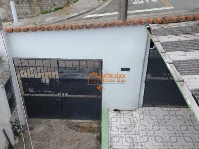 Sobrado com 3 dormitórios à venda, 300 m² por R$ 689.000,00 Cidade Jardim Cumb