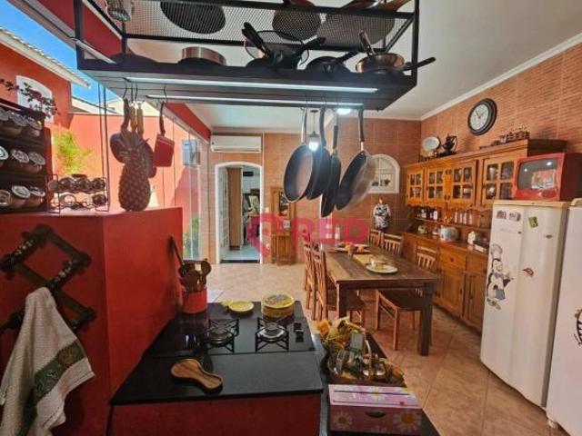 Sobrado com 3 dormitórios à venda, 300 m² por R$ 950.000,00 Jardim das Estrelas Sorocaba/SP