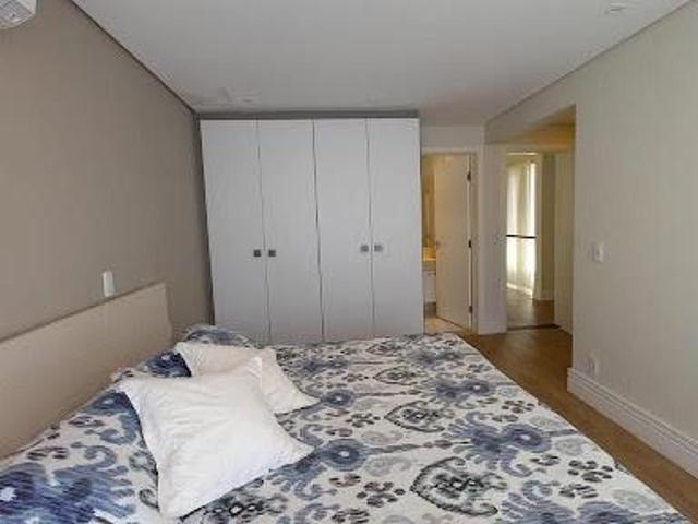 Sobrado com 3 dormitórios à venda, 350 m² por R$ 2.990.000,00 Condomínio Helvetia Park III Indai