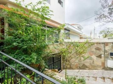 Sobrado com 3 dormitórios à venda, 370 m² por R$ 1.550.000,00 Jardim da Glória São Paulo/SP