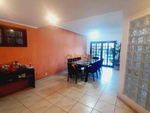 Sobrado com 3 dormitórios à venda, 450 m² por R$ 1.700.000,00 Jardim Maia Gu