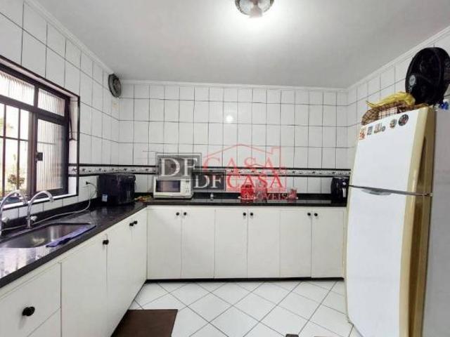 Sobrado com 3 dormitórios à venda, 80 m² por R$ 650.000,00 Itaquera São Paulo/SP