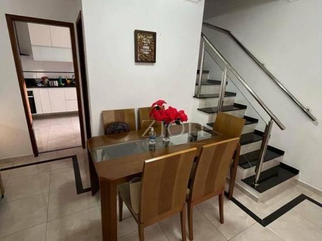 Sobrado com 3 dormitórios à venda, 84 m² por R$ 549.000 Jardim Lallo São Paulo/SP