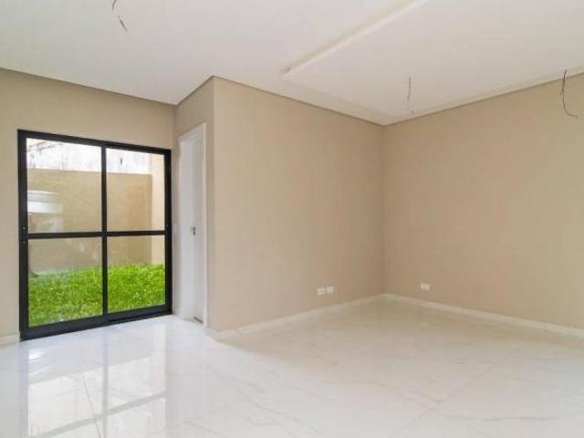 Sobrado com 3 dormitórios à venda, 96 m² por R$ 680.000,00 Uberaba Curitiba/PR