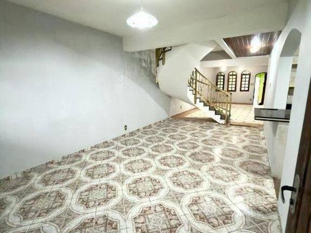 Sobrado com 3 dormitórios à venda Vila Vitória Santo André/SP