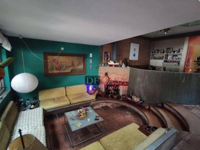 Sobrado com 3 dormitórios com edicula a venda, 194 m² por R$ 950.000 Alto da M
