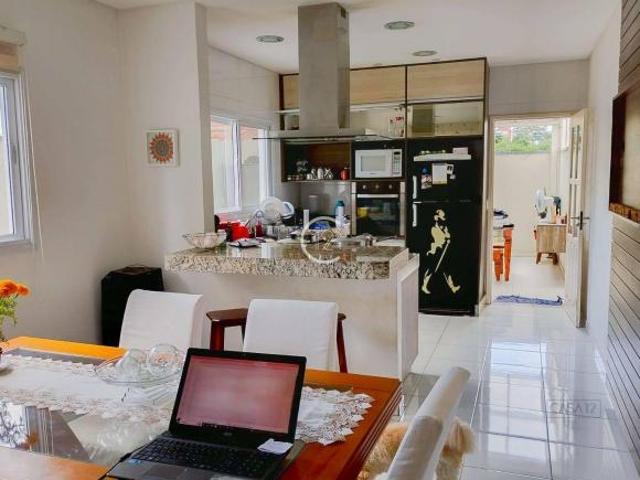 Sobrado com 3 dormitórios sendo uma suíte à venda, 165 m² por R$ 810.000 Jardim Alvorada São Jos