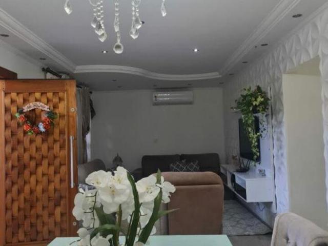 SOBRADO COM 3 DORMITÓRIOS SENDO 1 SUITE A VENDA, 396m² Jardim Vila Galvão GUARULHOS/SP