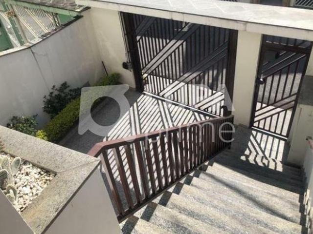 Sobrado com 3 dormitórios sendo 1 suíte á venda na Vila Nova Mazzei