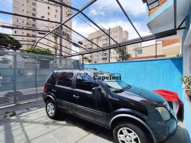 Sobrado com 3 dormitórios, 1 suíte com sacada em terreno de 594 mts com 107 m² de construção Fregu