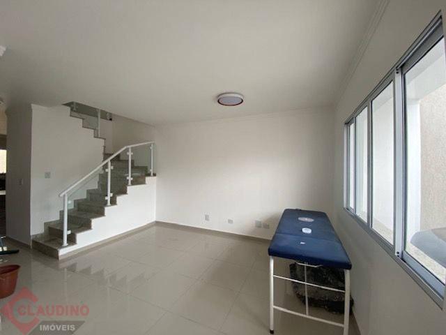 Sobrado com 3 quartos, 120 m², aluguel por R$ 4.000/mês ou à venda por R$ 900.000