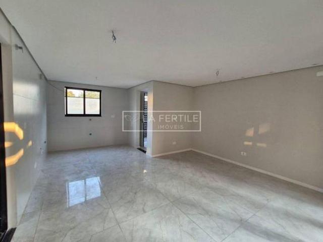 Sobrado com 3 Quartos, 1 Suíte, 202M², à Venda por R$ 1.190.000,00 Boqueirão, Curitiba Pr