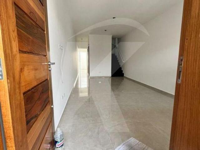 Sobrado com 3 Quartos,1 Suíte com Varanda, Quintal, 1 Vaga de Garagem na Vila Constança