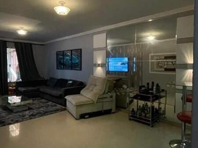 Sobrado com 3 quartos, 1 suíte, em Vila Alpina SP – 80 m² de terreno