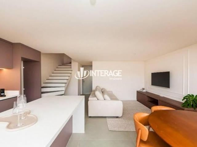 Sobrado com 3 quartos à venda, 138 m² por R$ 1.595.000 Guabirotuba Curitiba/PR